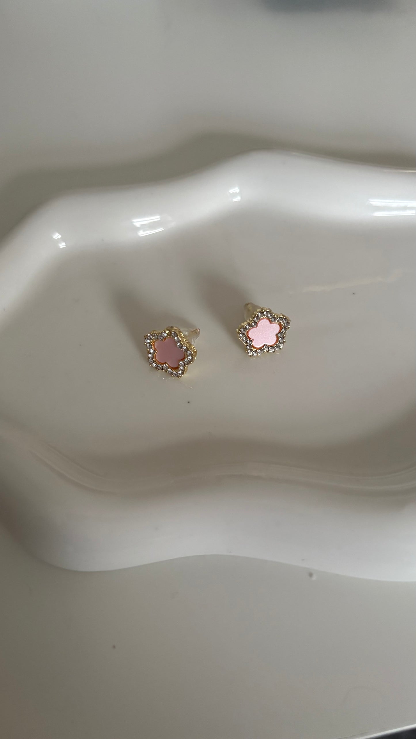 Pink clover earrings