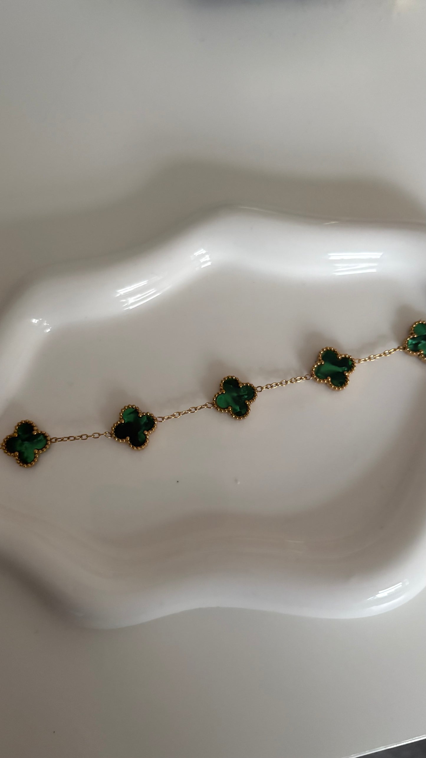Emerald and gold clover bracelet