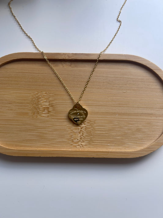 gold heart necklace