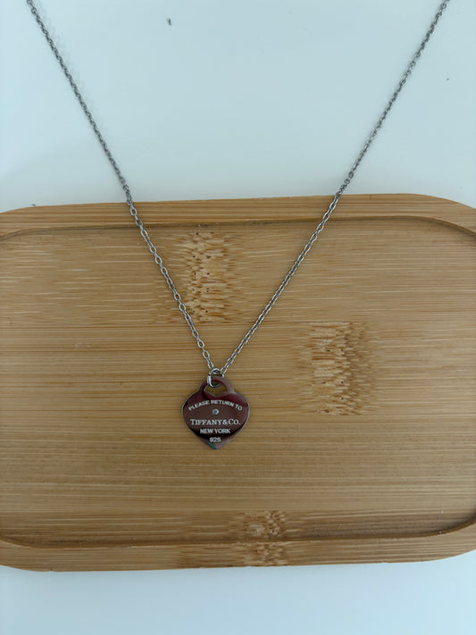 Silver heart necklace