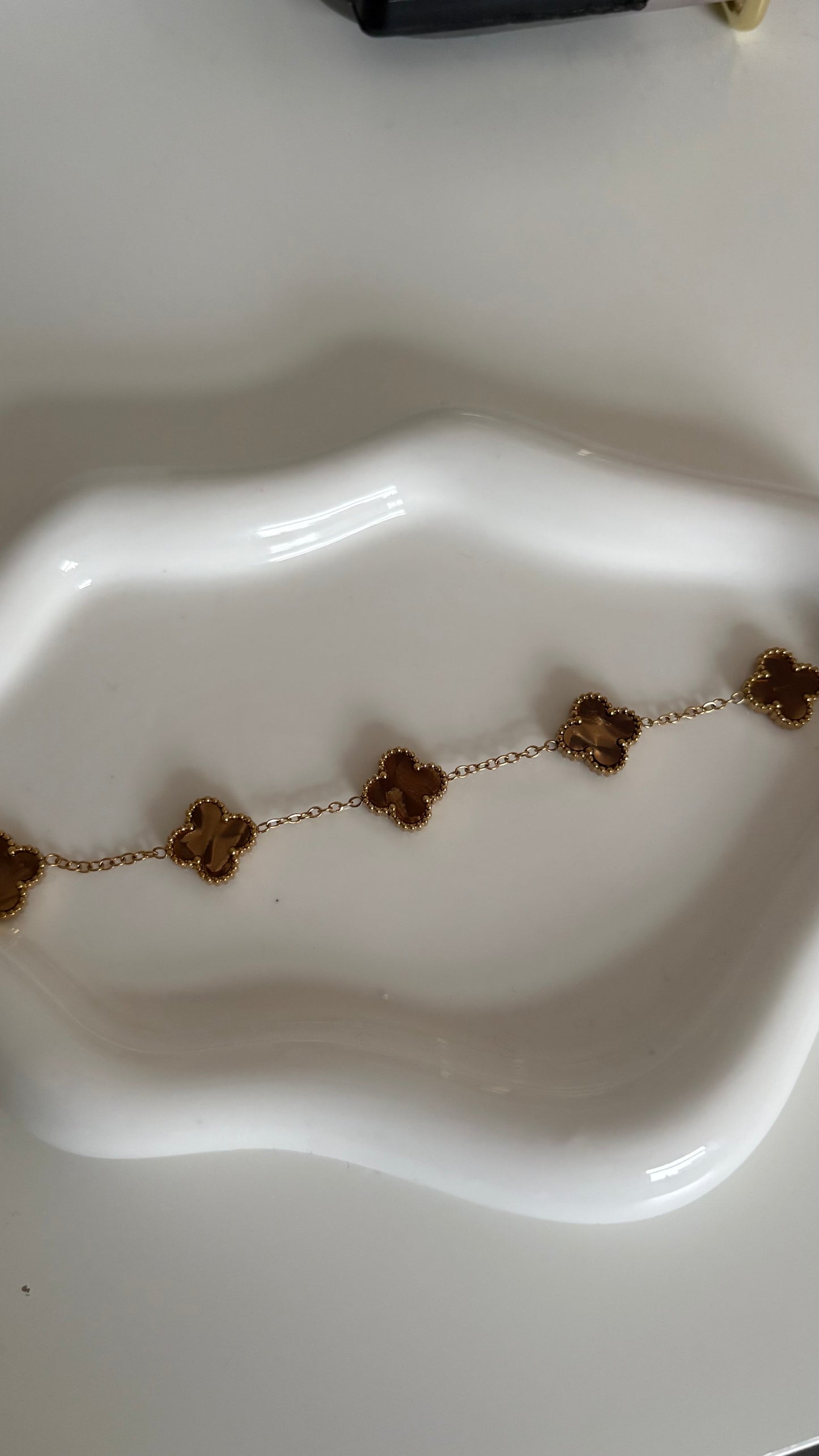 Brown and gold clover bracelet