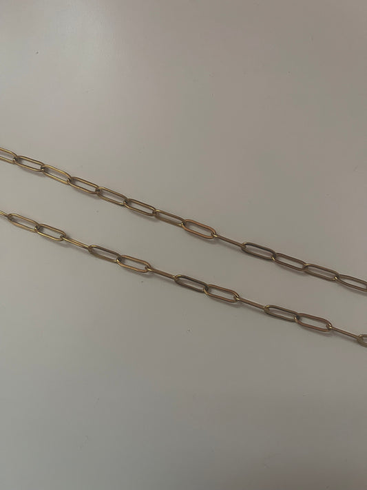 gold paperclip chain (necklace)
