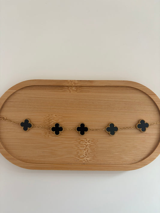 Black and gold clover bracelet