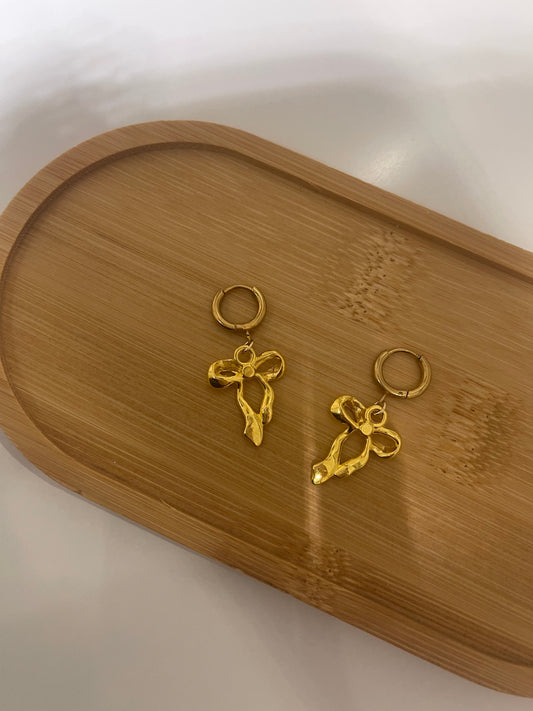 gold bow earrings