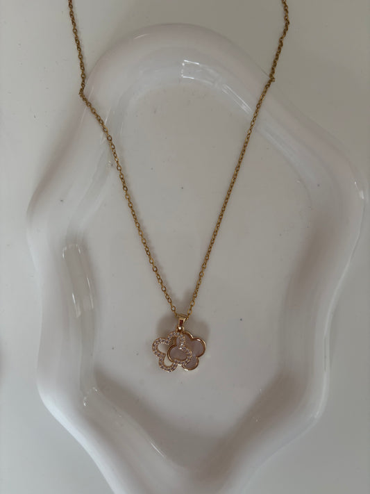 White and gold double clover necklace
