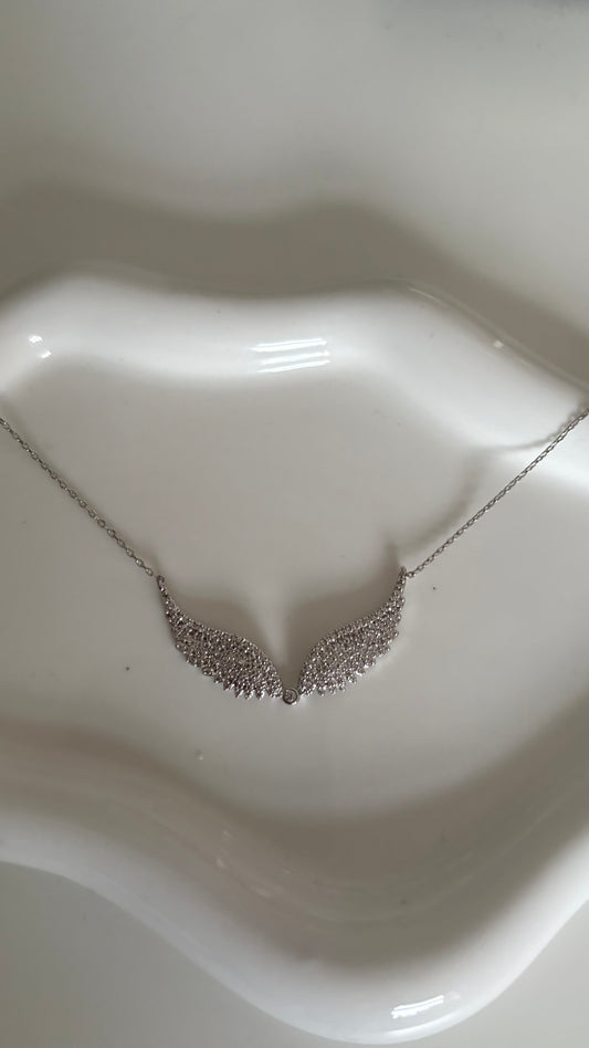 Silver angel wings necklace