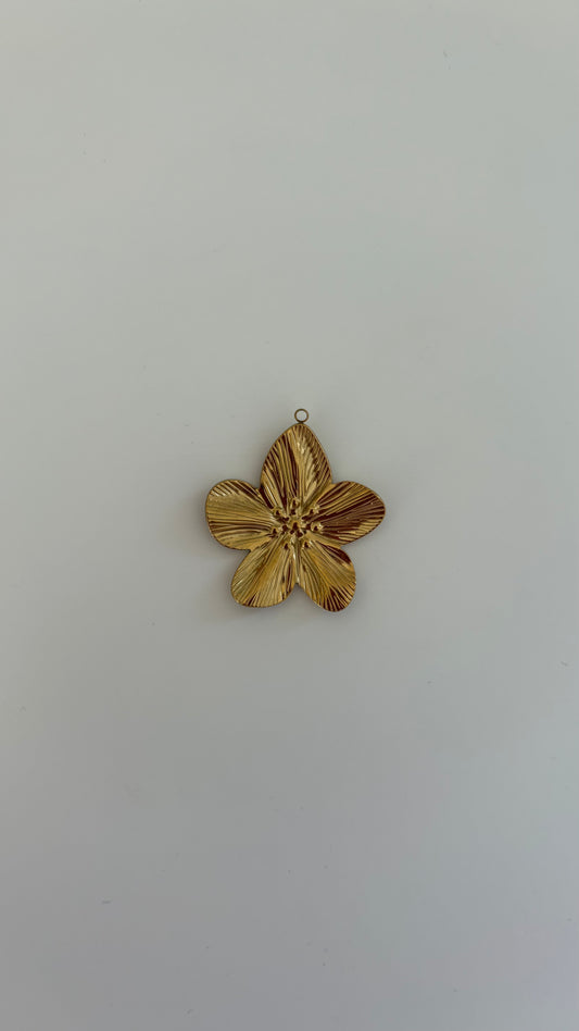 Chunky gold flower charm