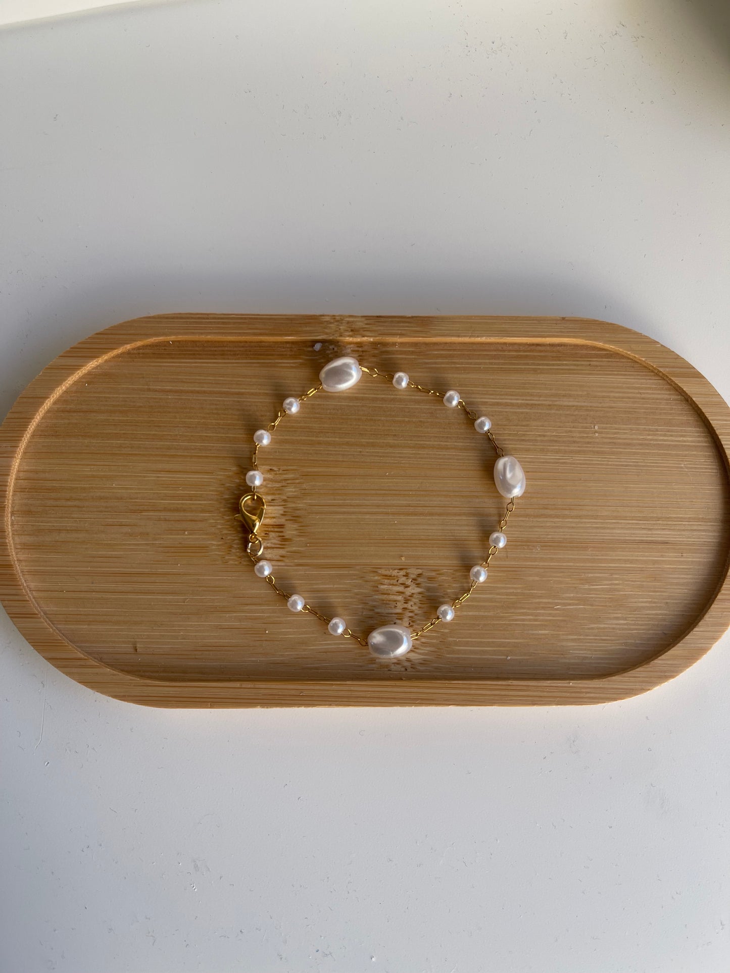 gold pearl bracelet
