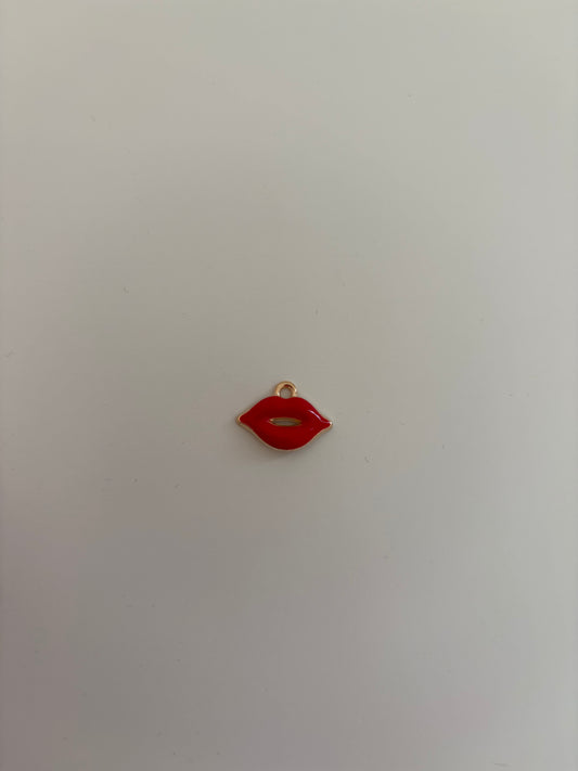 Red lips charm