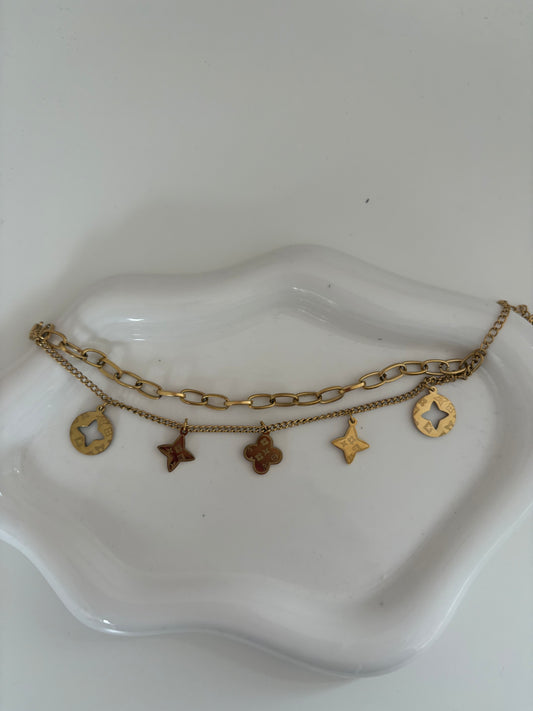 Chunky flowers paperclip chain bracelet